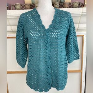 Norm Thompson linen blend crochet short sleeved one button sweater scalloped🌺